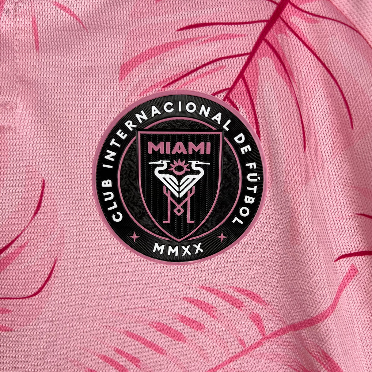 Miami 2023/24 Pink