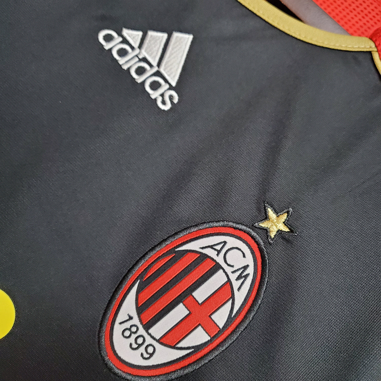 AC Milan Retro 2006 T-Shirt 