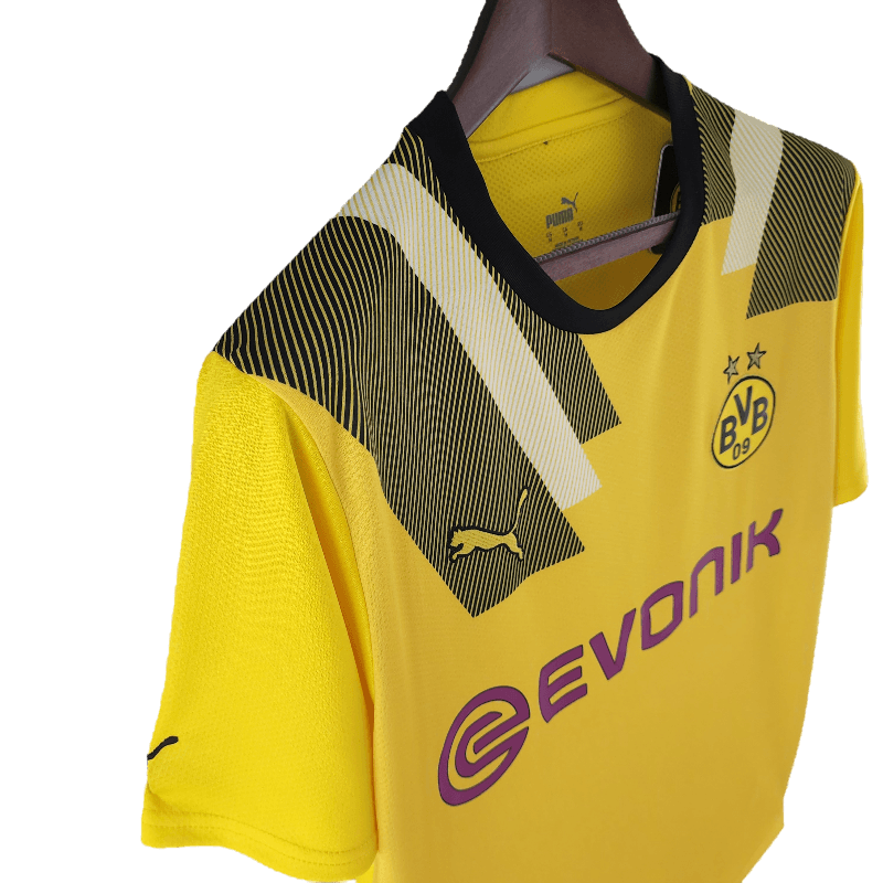 Dortmund 2022/23 Third Away