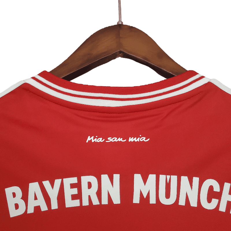 Bayern Munich Retro Long Sleeve 2013/14 Champions League Home